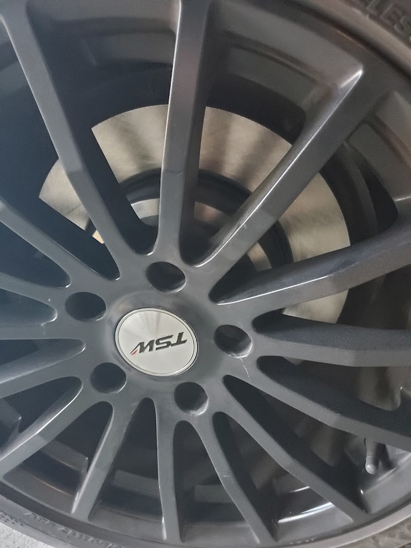 Deep Auto General Mechanic in Montreal